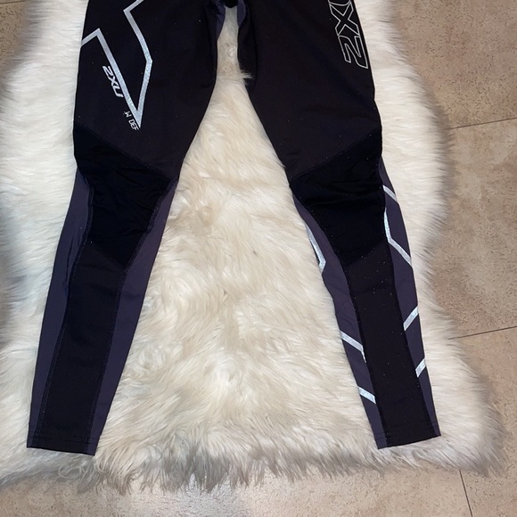 2XU WA4180 Wind Defence Compression Tight - Picture 8 of 12